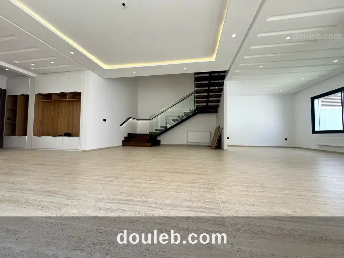 Villa s4 jumelée à chotrana à Ariana
