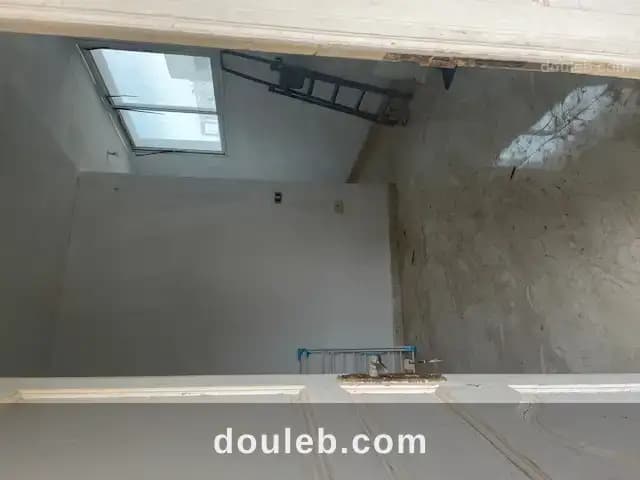 Maison khezama ouest avec emplacement stratégique à Sousse