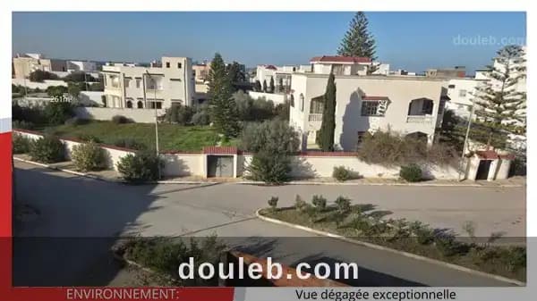 Villa inachevée couvrant 340 m2 pour 320 md - Miniature 3