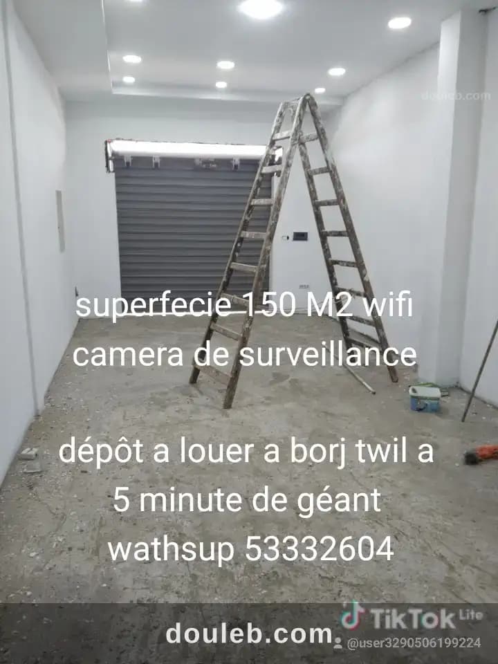 R dépot a borj twil à Ariana