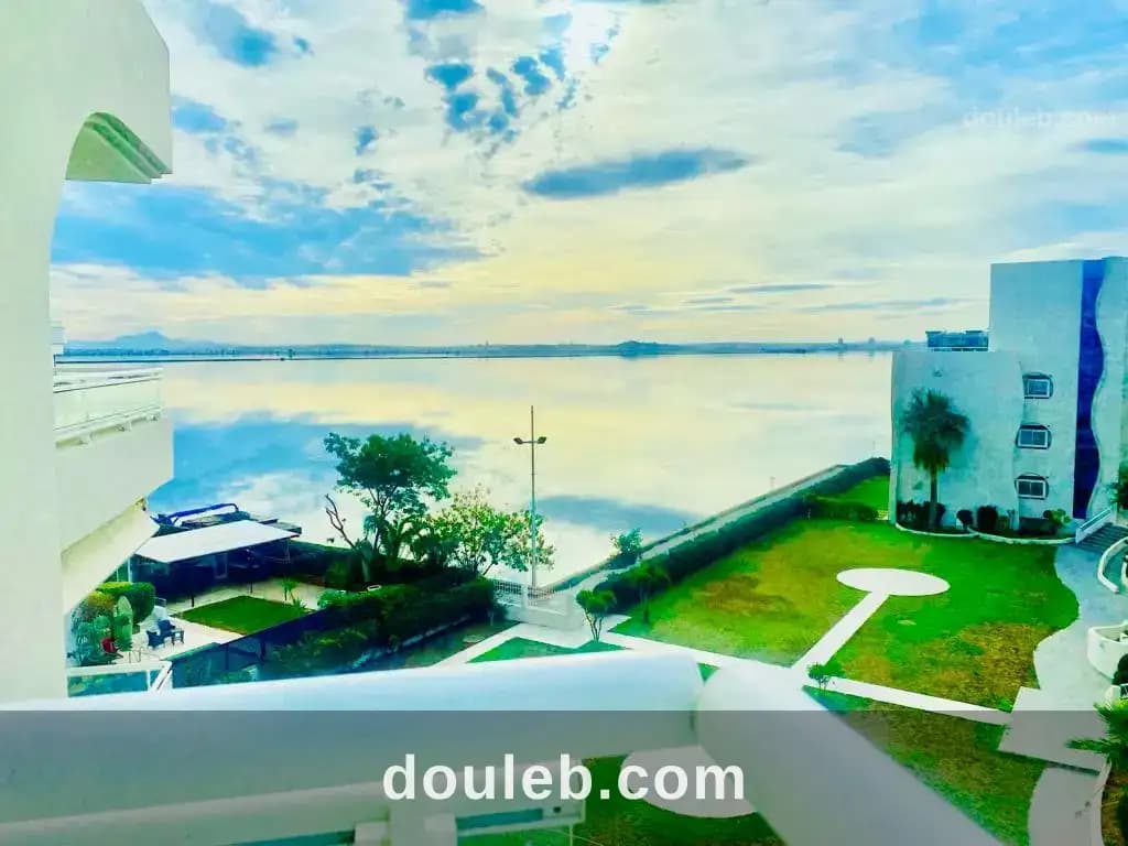 S3 meublé au berges du lac à Tunis