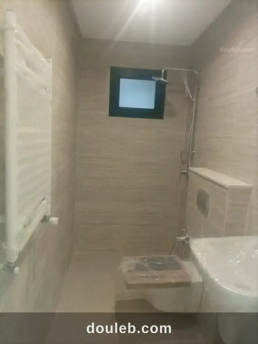 Résidence privée nouvellement construite à Ariana