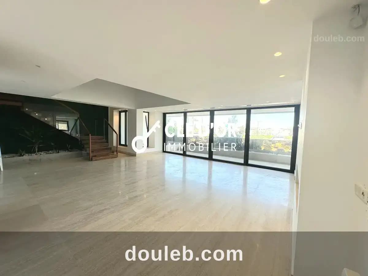 Duplex s4 avec piscine lac 2 à Tunis
