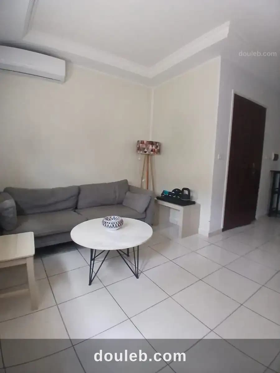 Étage meublé s2 à ain zaghouan nord à Tunis