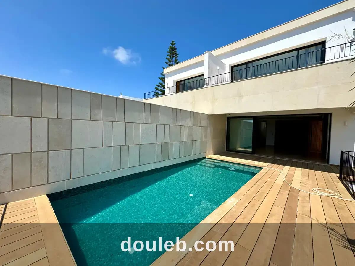 Charmante villa avec piscine à gammarth à Tunis