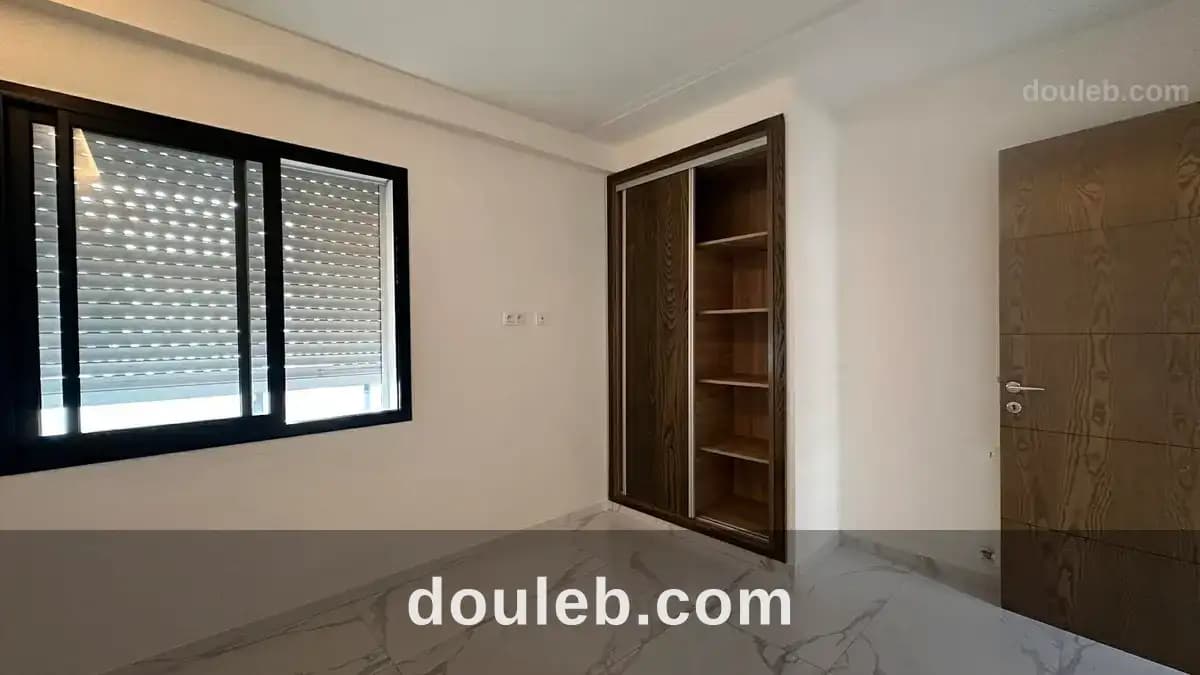 Appartement s2 à alain savary avec parking privé - Miniature 3