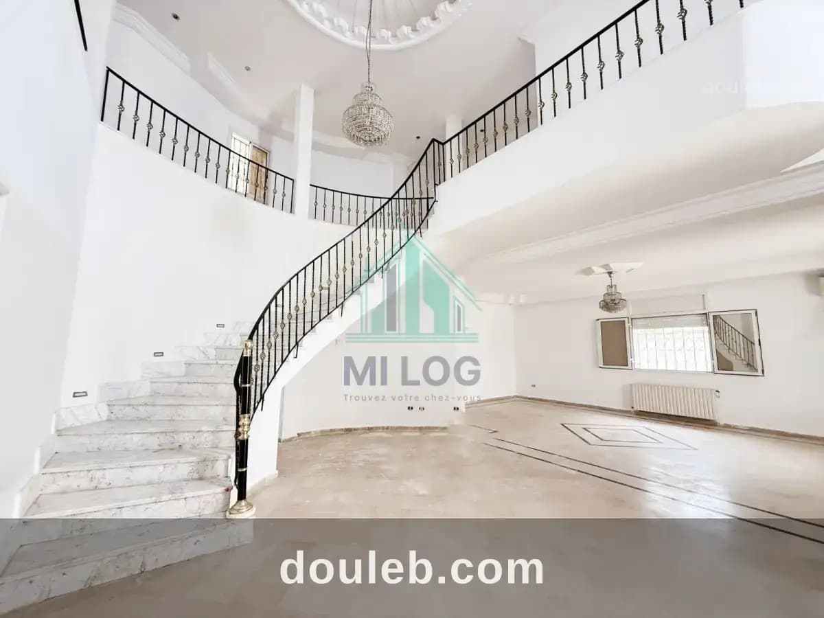 Duplex s4 avec entré voiture nouvelle médina à Ben Arous