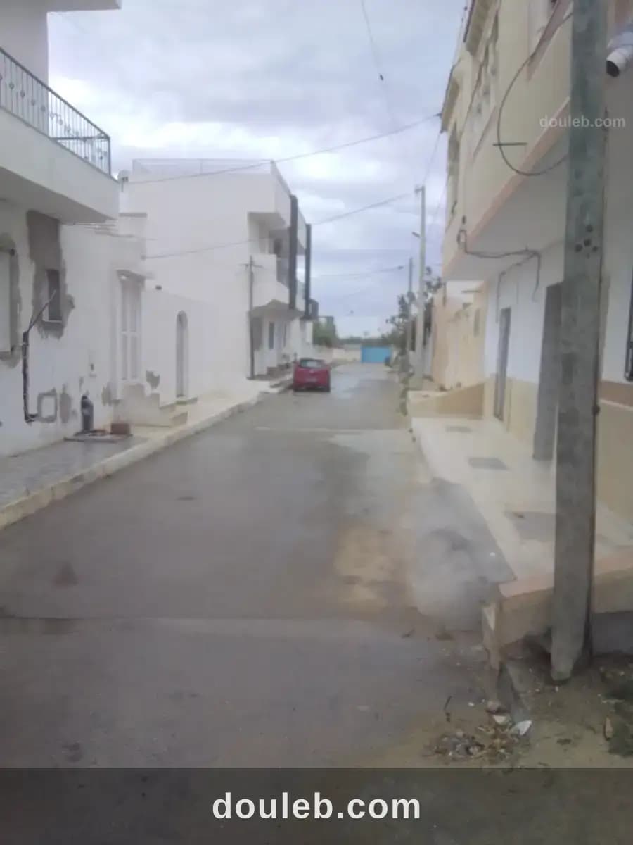 Ancien maison dar arbi a hergla de 400m à Sousse