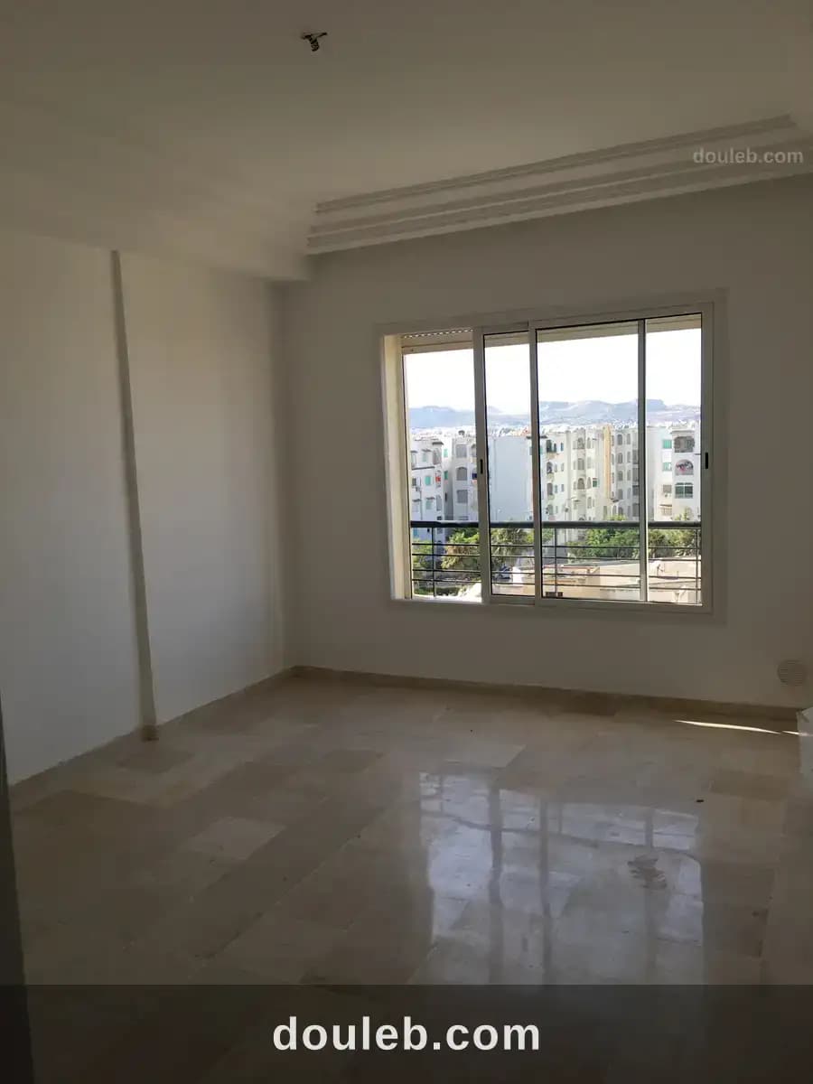 Appartement semi meublé à borj louzir à Ariana