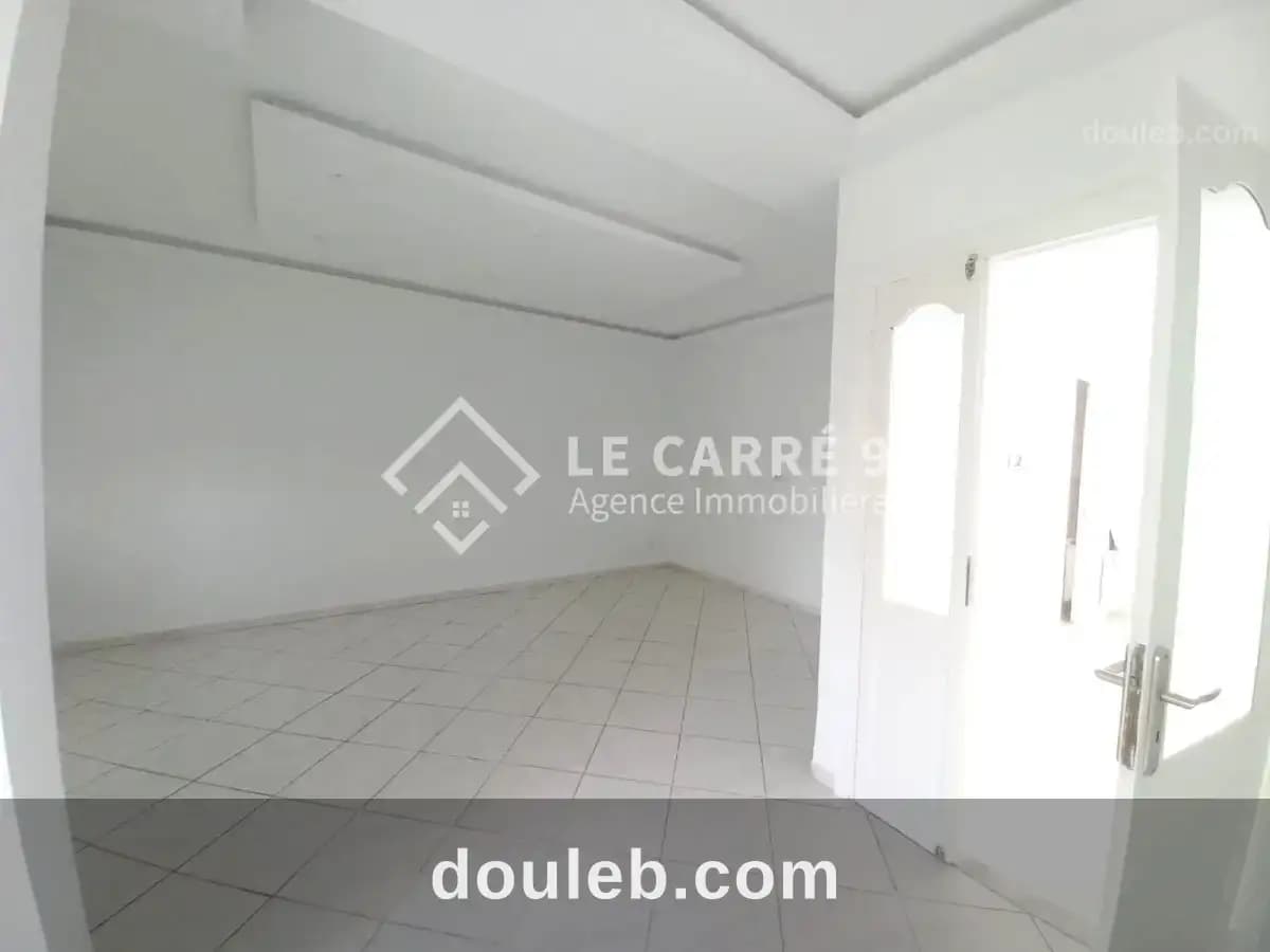 Etage de villa s3 à ain zaghouan nord à Tunis