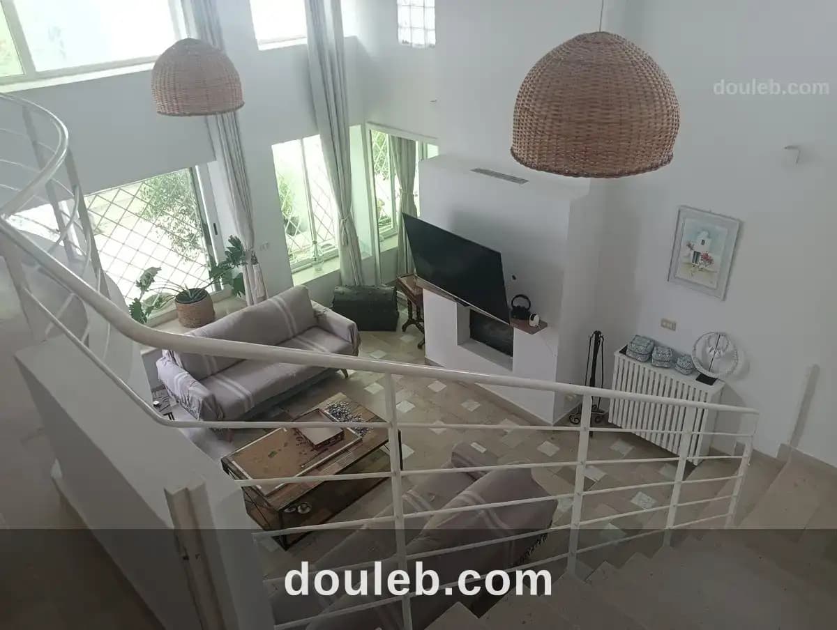 Belle villa à saisir à Tunis