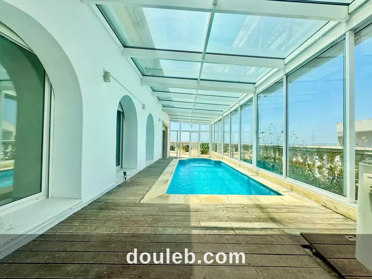 Penthouse avec piscine au lac 2 - Miniature 2