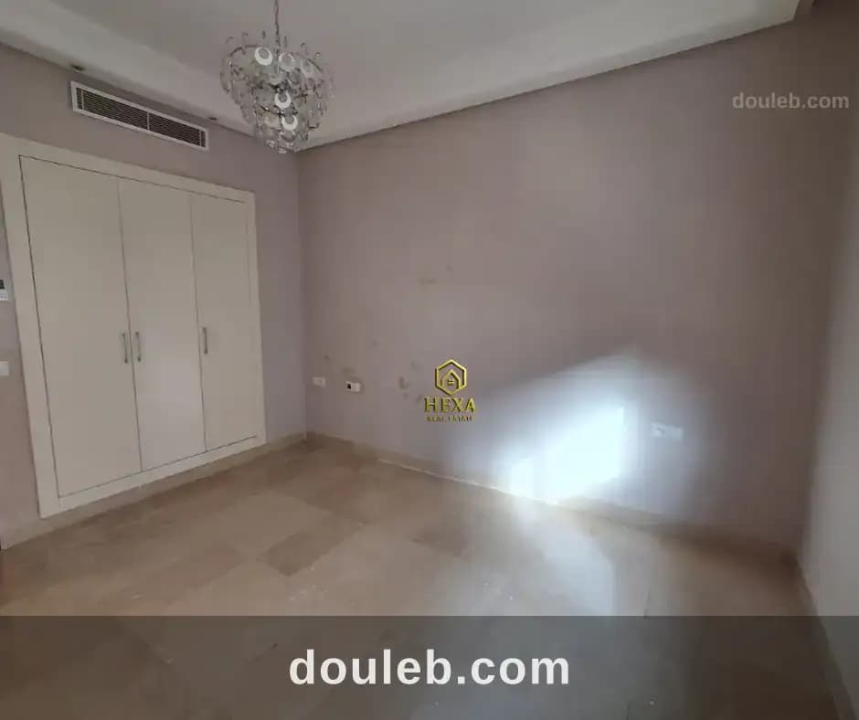 Appartement s3 avec terrasse à ain zaghouan nord - Miniature 4