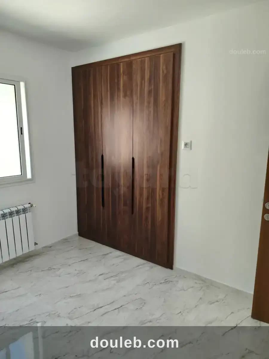 Un ravissant appartement s2 neuf à cité ettahrir à Tunis