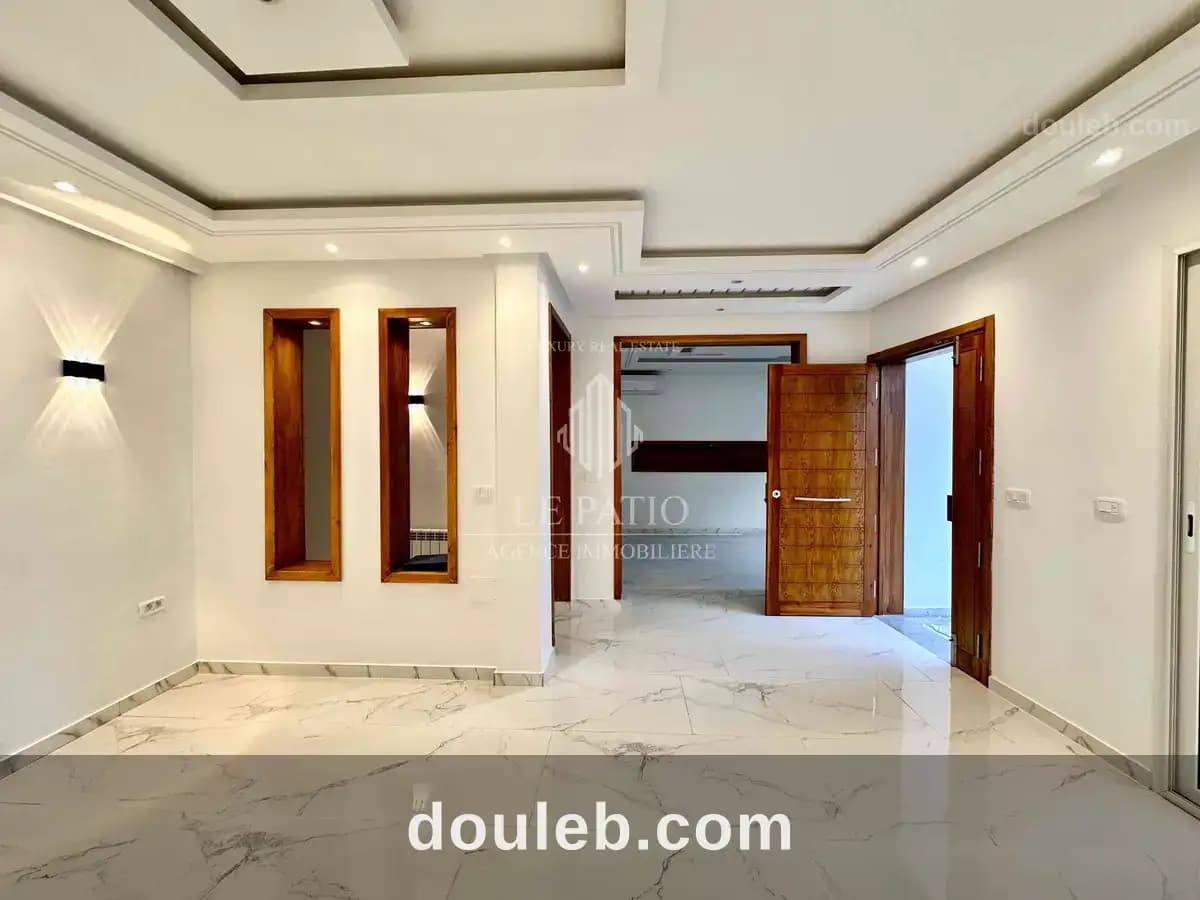 Appartement s2 rdc avec jardin à Tunis