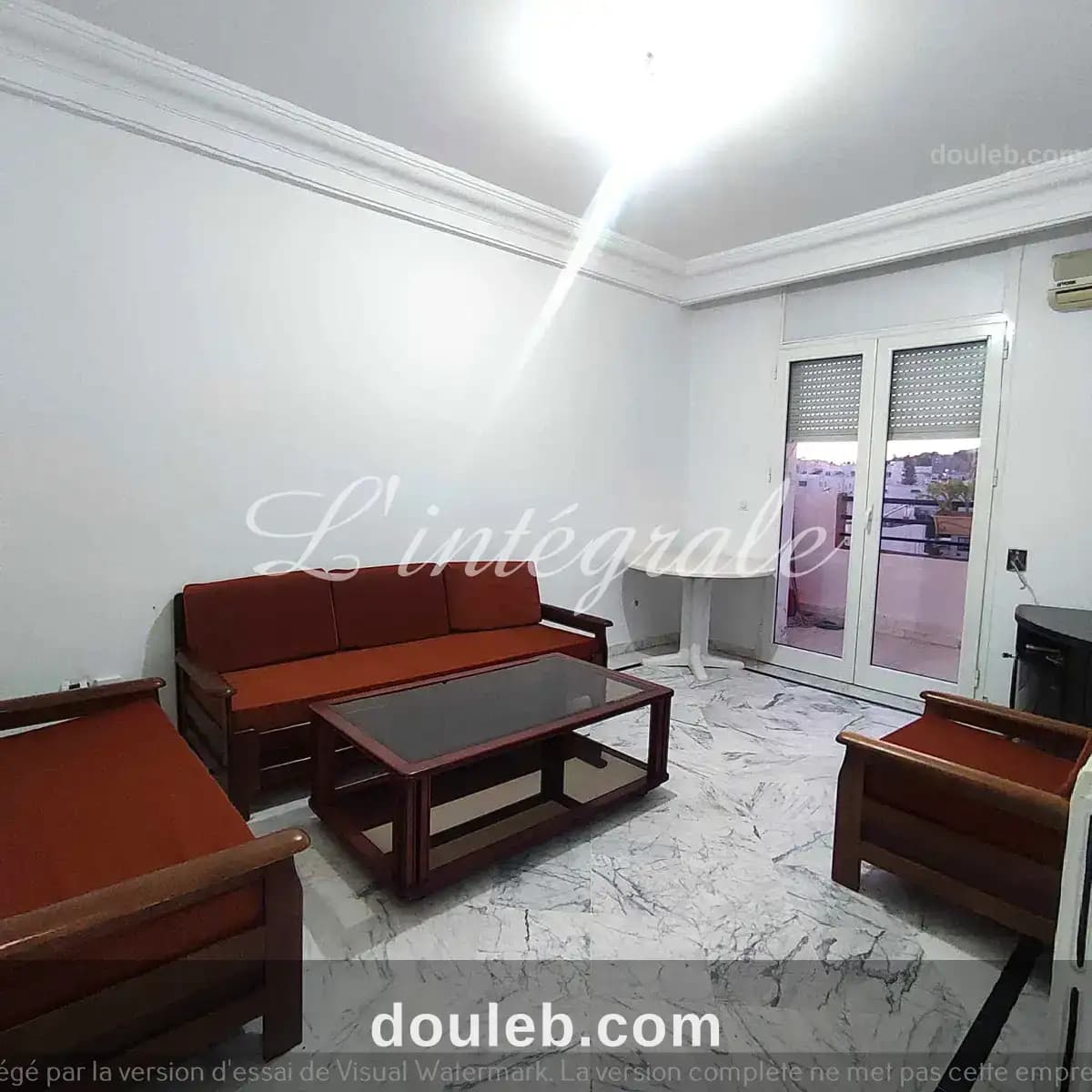 S1 meublé avenue hedi nouira à Ariana