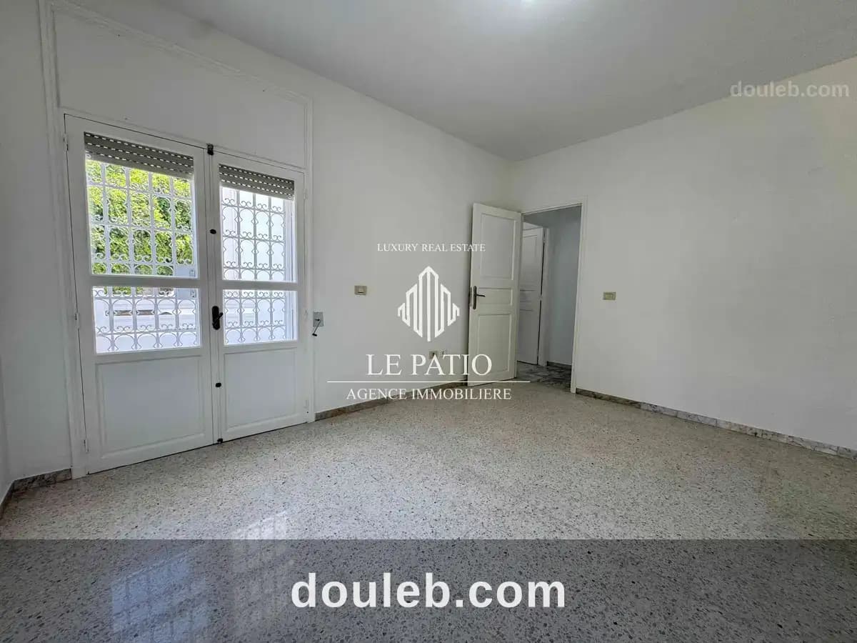 Appartement s3 avec grand jardin a la marsa - Miniature 5