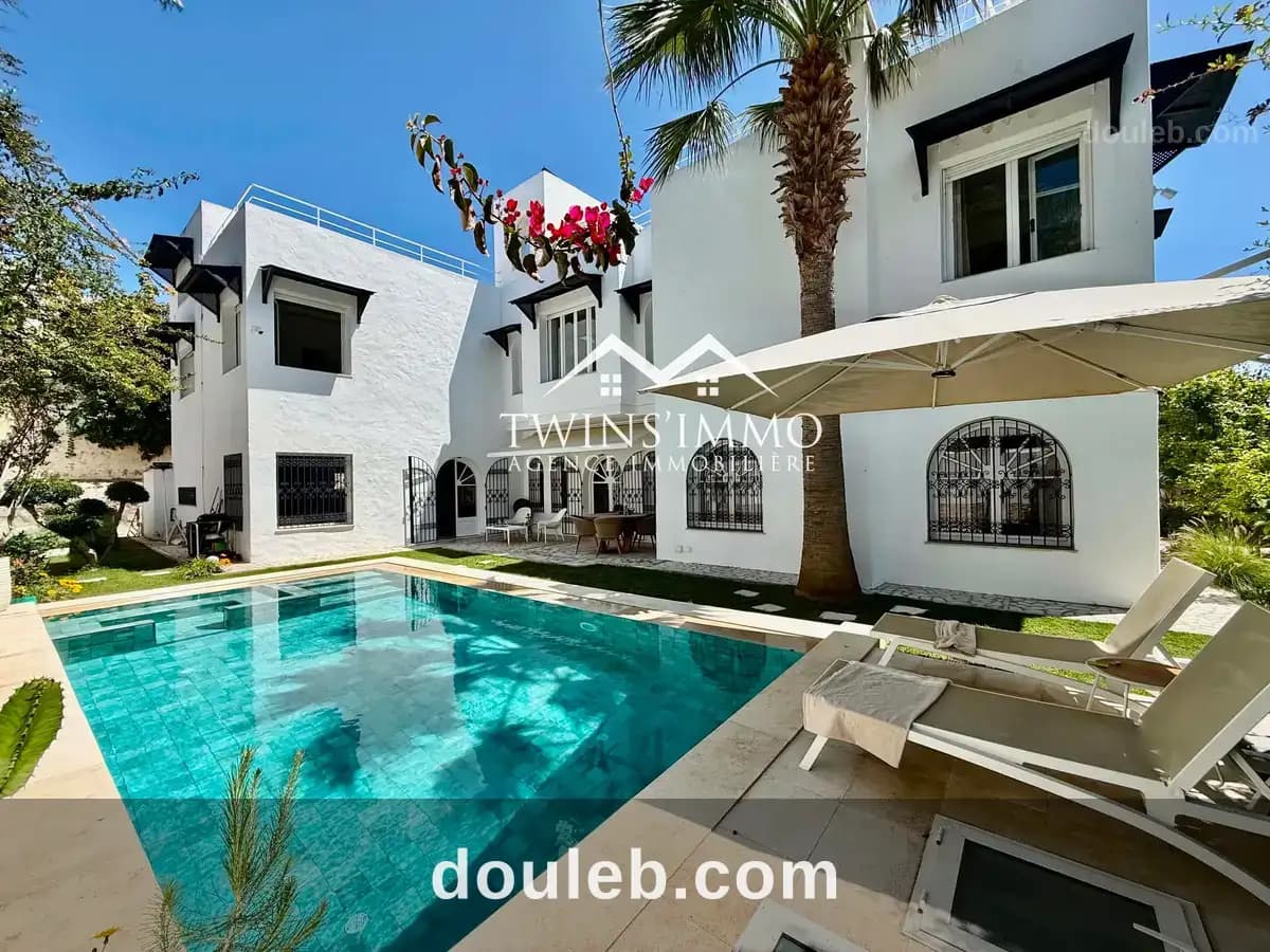 Magnifique villa rénovée à gammarth supérieur à Tunis