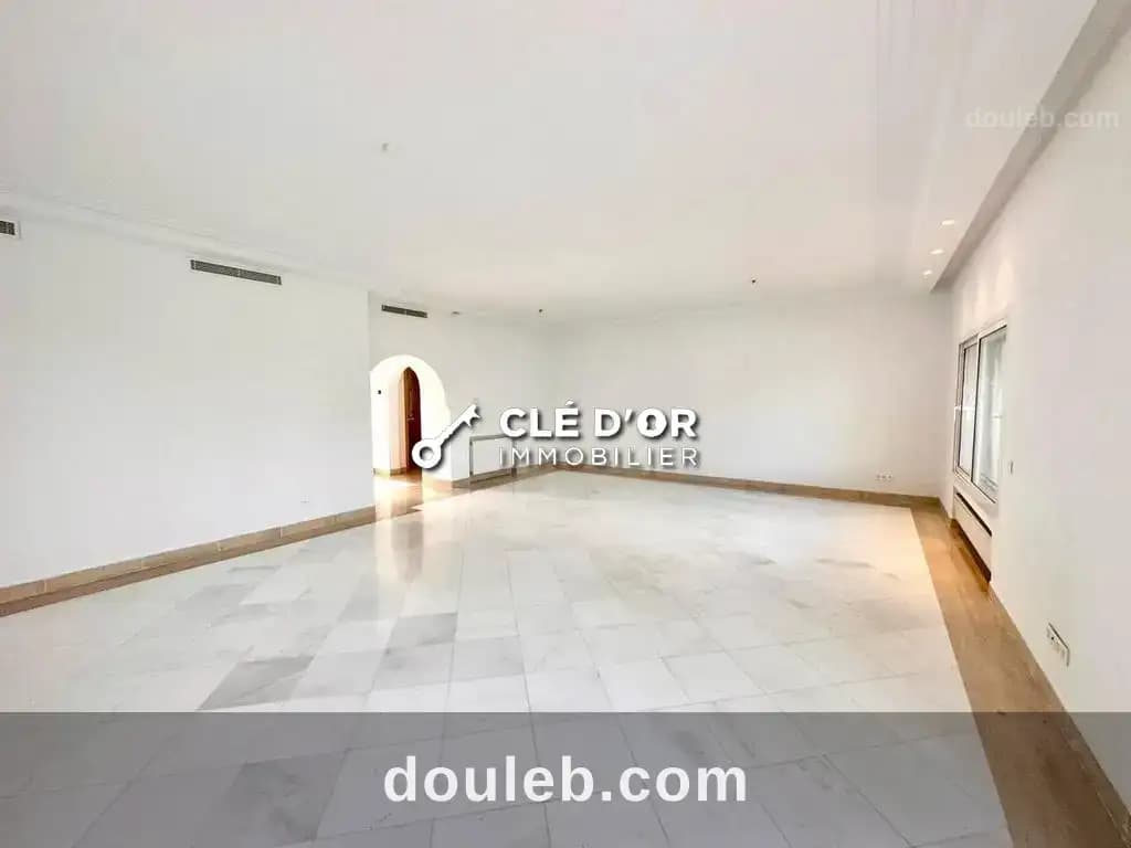 Villa s3 gammarth à Tunis