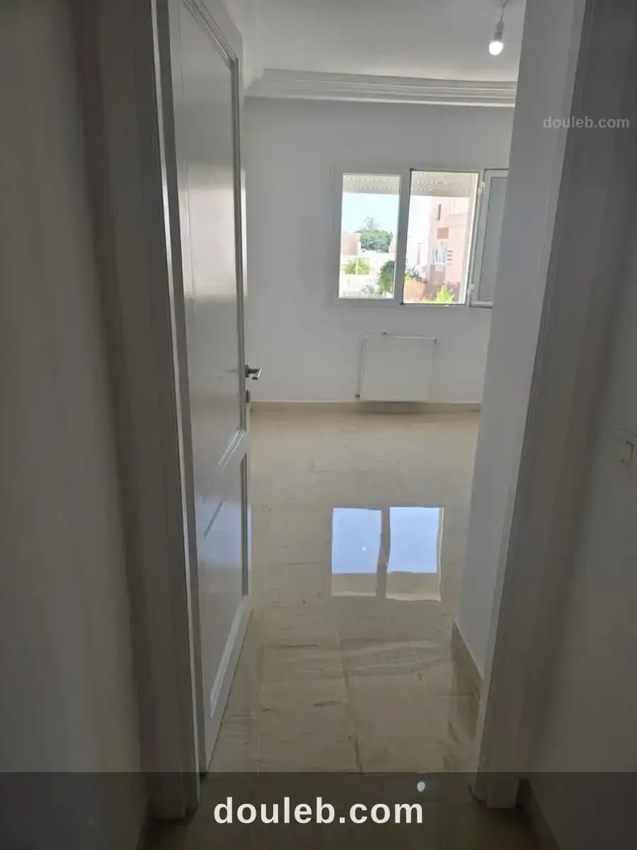 Av s1 la soukra à Ariana