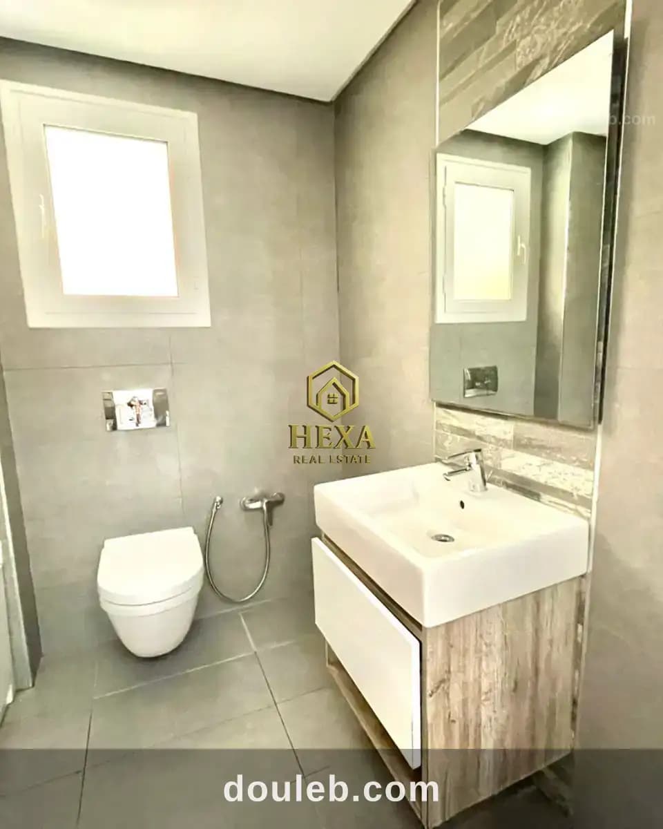Appartement s3 aux jardins de carthage avec jardin à Tunis