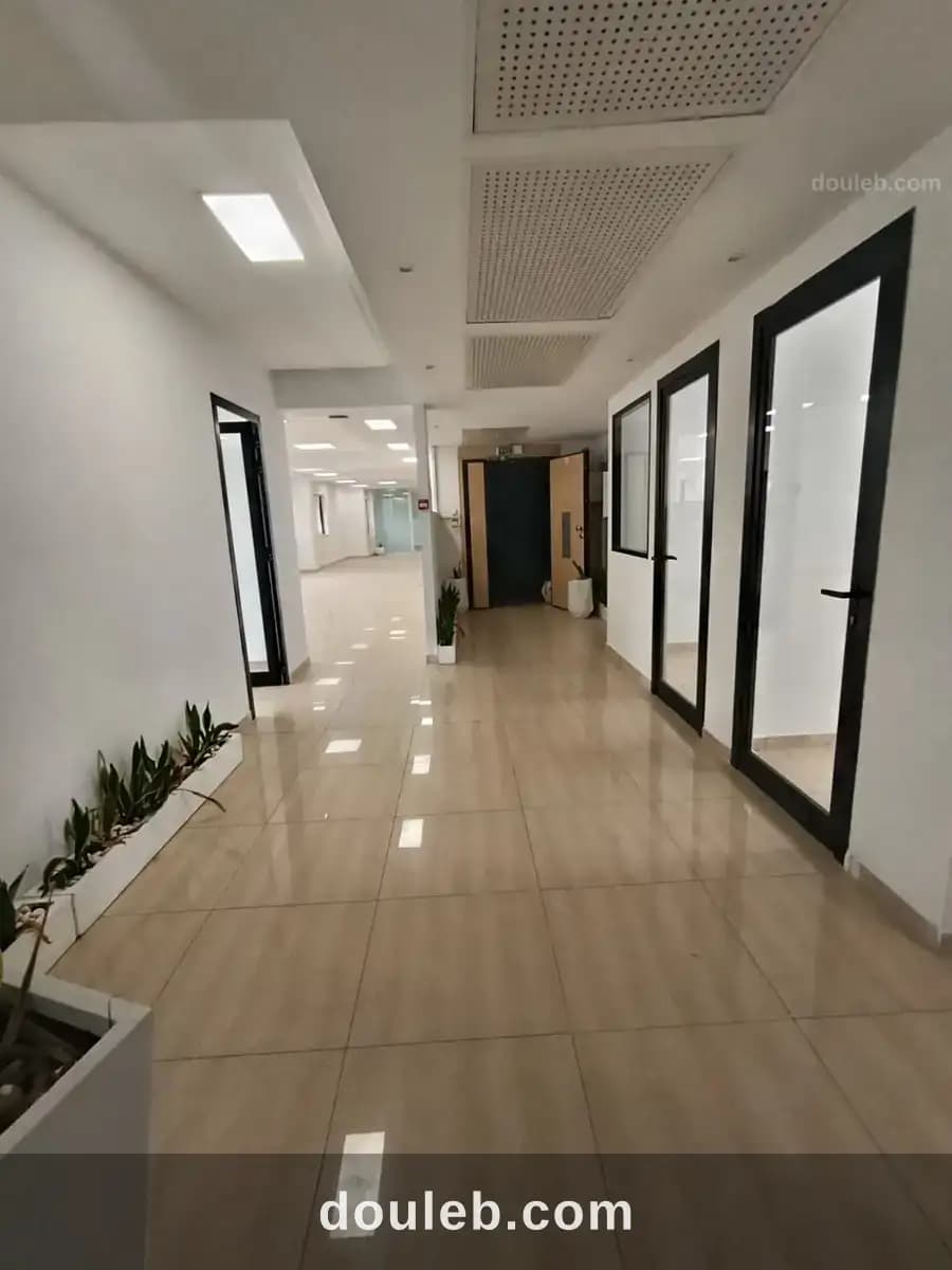 Cun loc bureau d0805 à Tunis