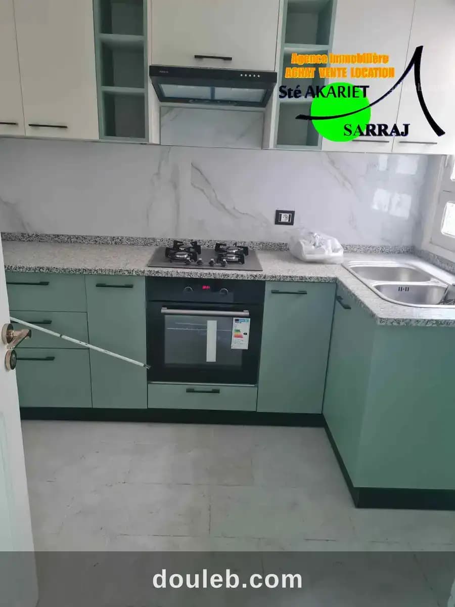 Appartement à 150m de la plage corniche sousse à Sousse