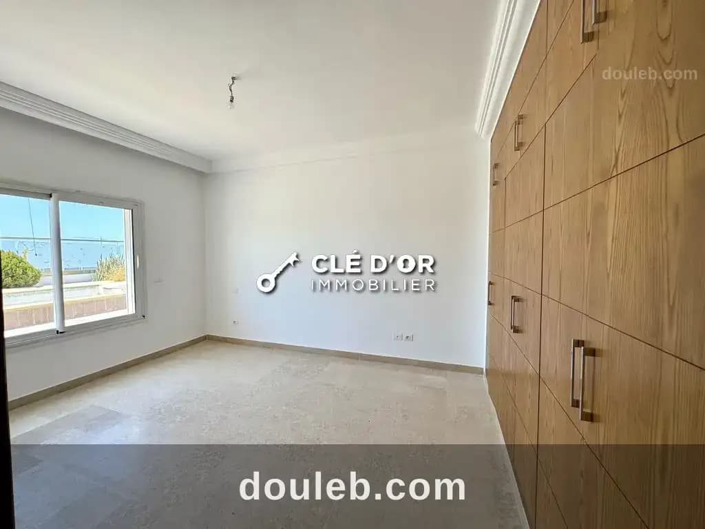 Penthouse s4 jardins de carthage - Miniature 5