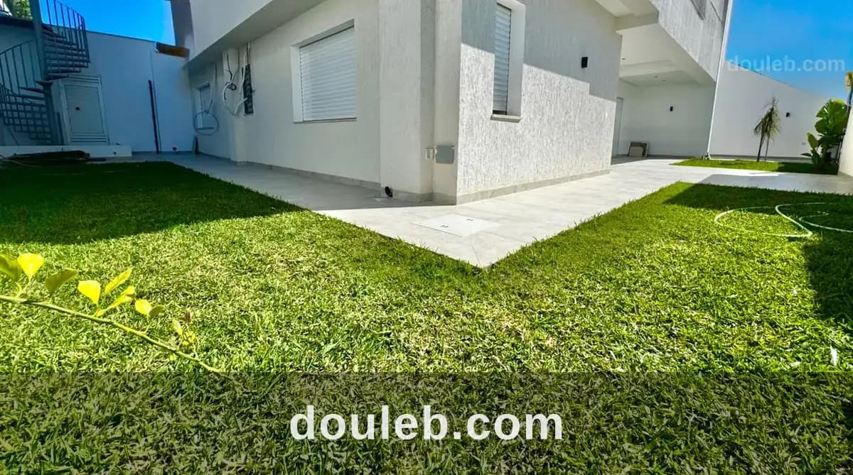 S2 avec jardin à gammarth à Tunis