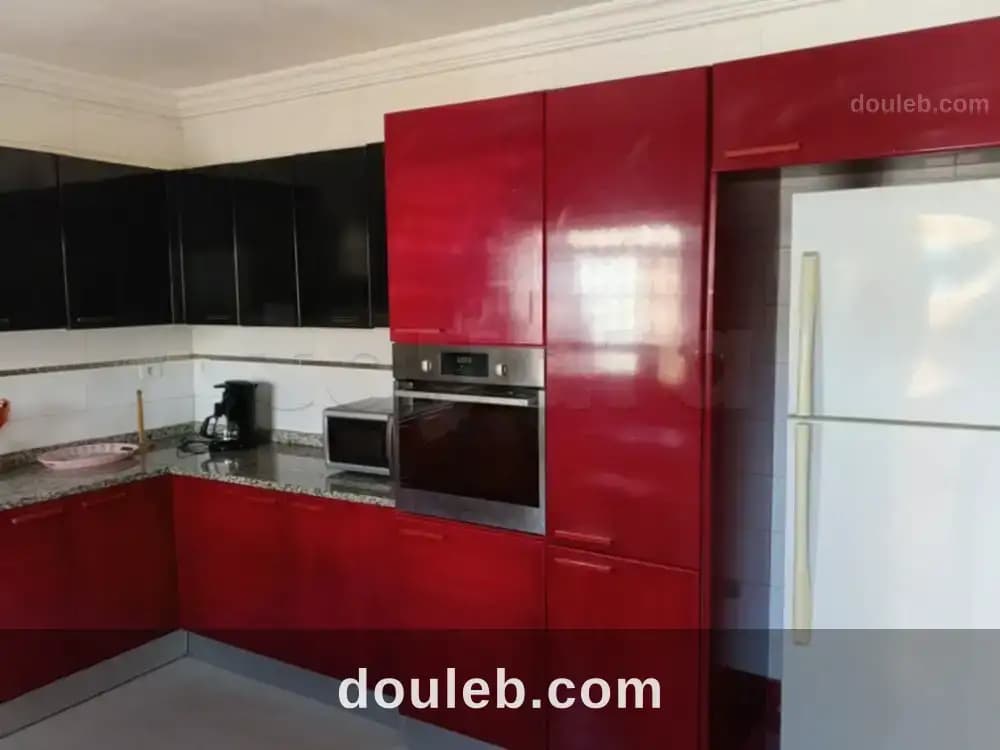 Une petite villa s plus 2 independante meuble à Tunis