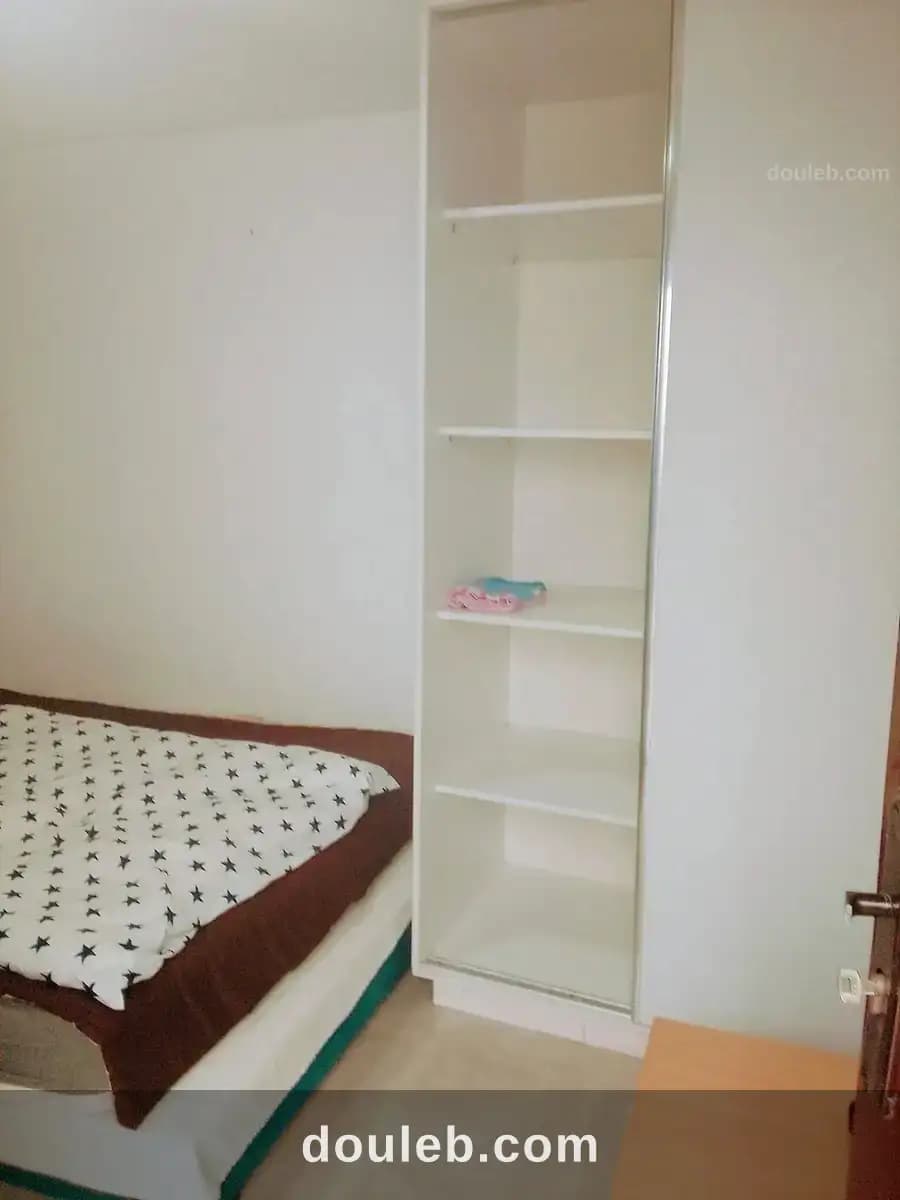 S0 meublé ennasr 1 rdc d'une villa près la phalene - Miniature 3