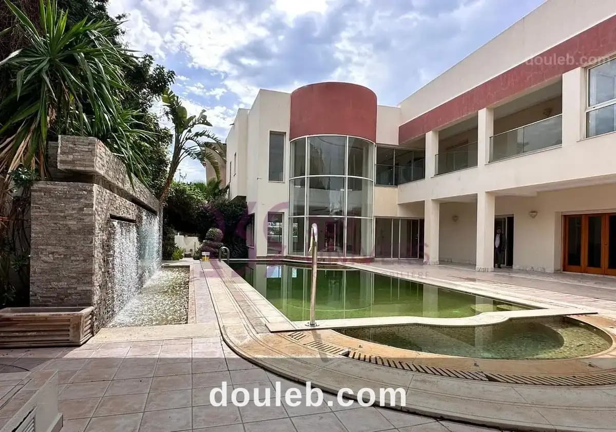 Villa avec vue dégagée au lac 2 ref rh093 à Tunis