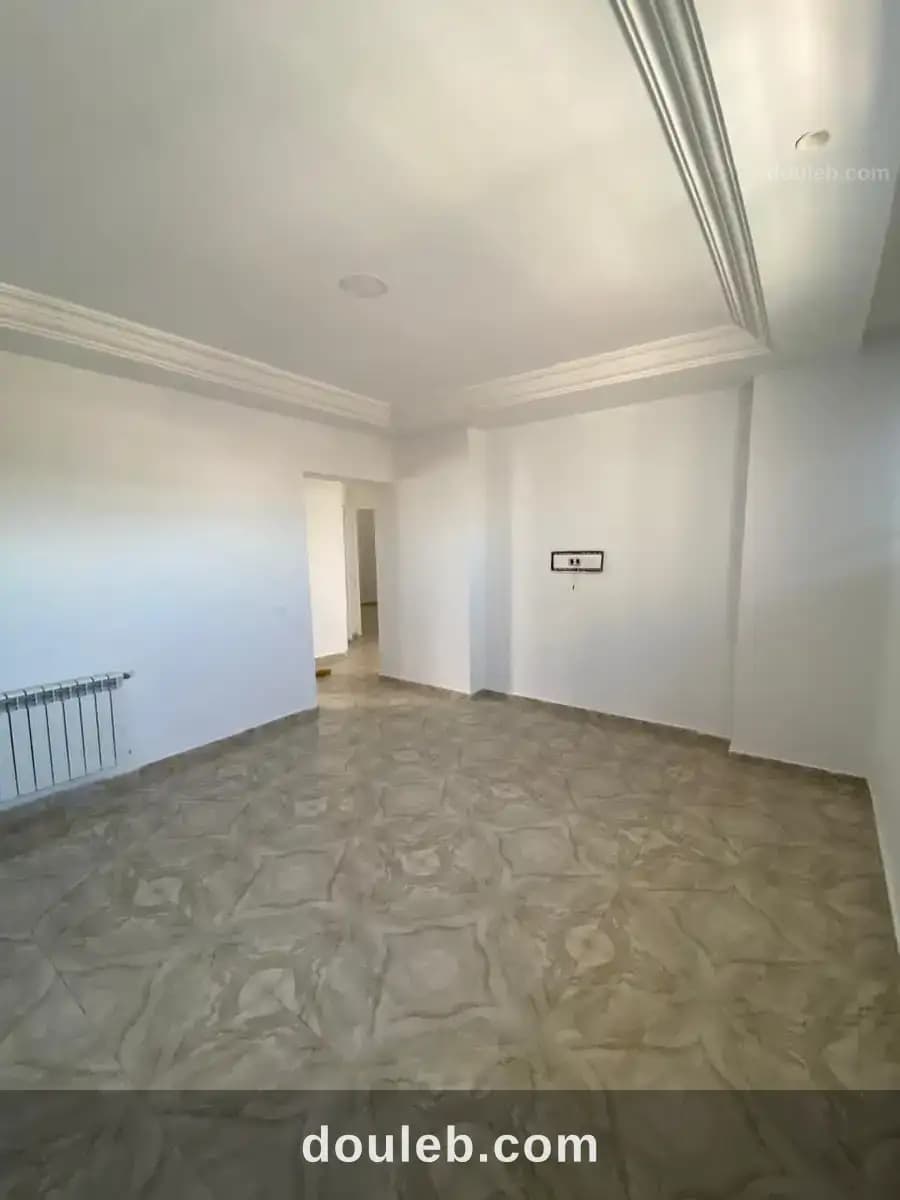 S plus 3 avec balcon à Tunis