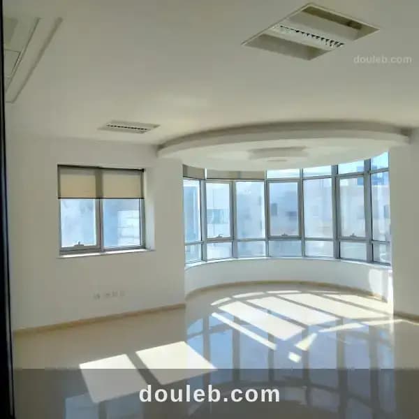 Super immeuble bureautique 4400 m2 au lac 2 à Tunis