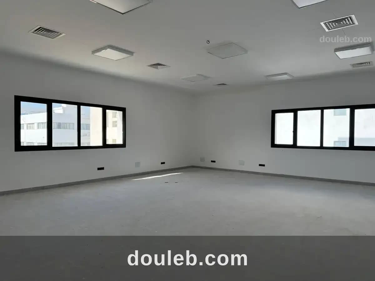 Immeuble bureautique neuf 4800 m2 au lac 3 kram - Miniature 3