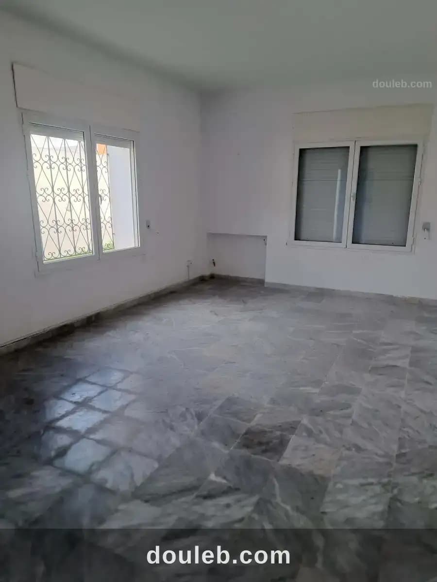 Villa 382 m2 à raoued à Ariana