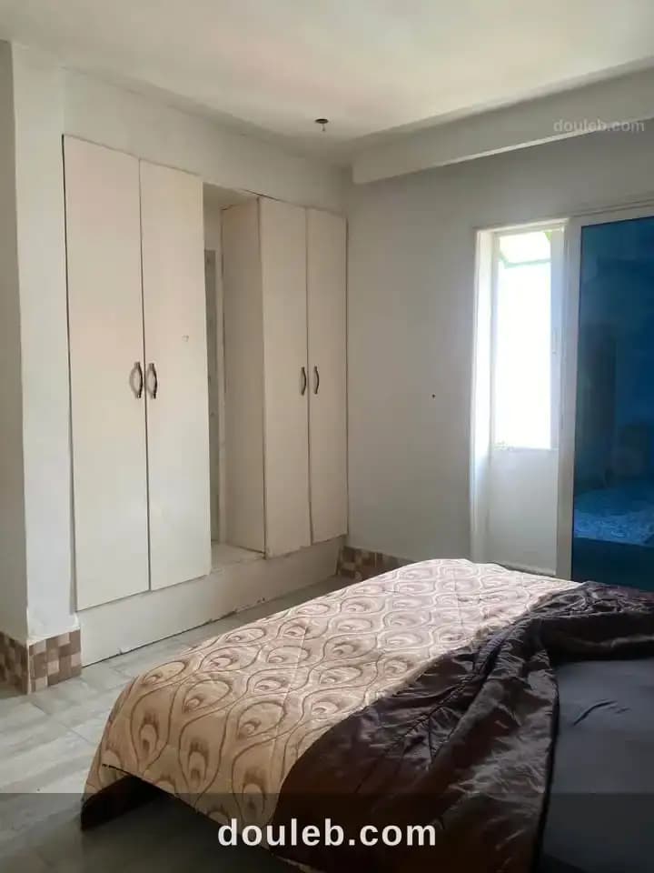 Joli appartement s1 meublé spacieux à Ariana