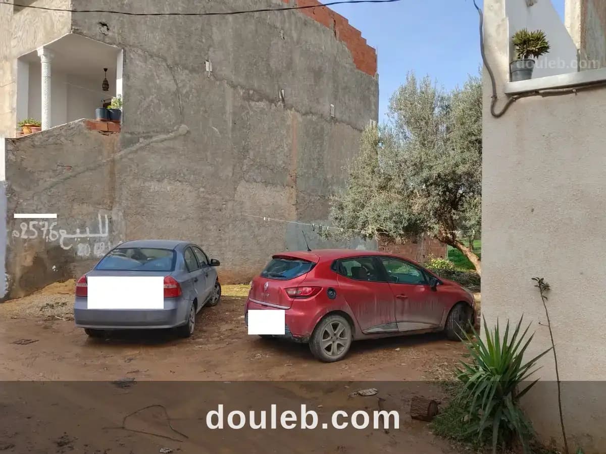 Mnihla vnt ter 257m2 à Ariana