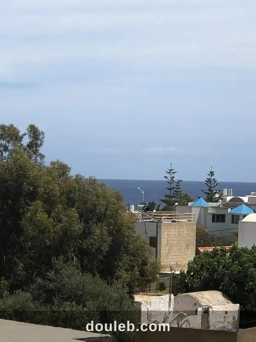 S3 mansoura plage étage villa haut standing à Nabeul