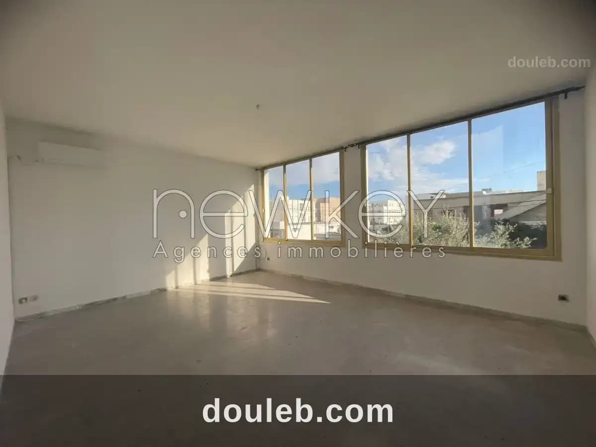 Étage de villa s2 à la marsa réf 8751a à Tunis