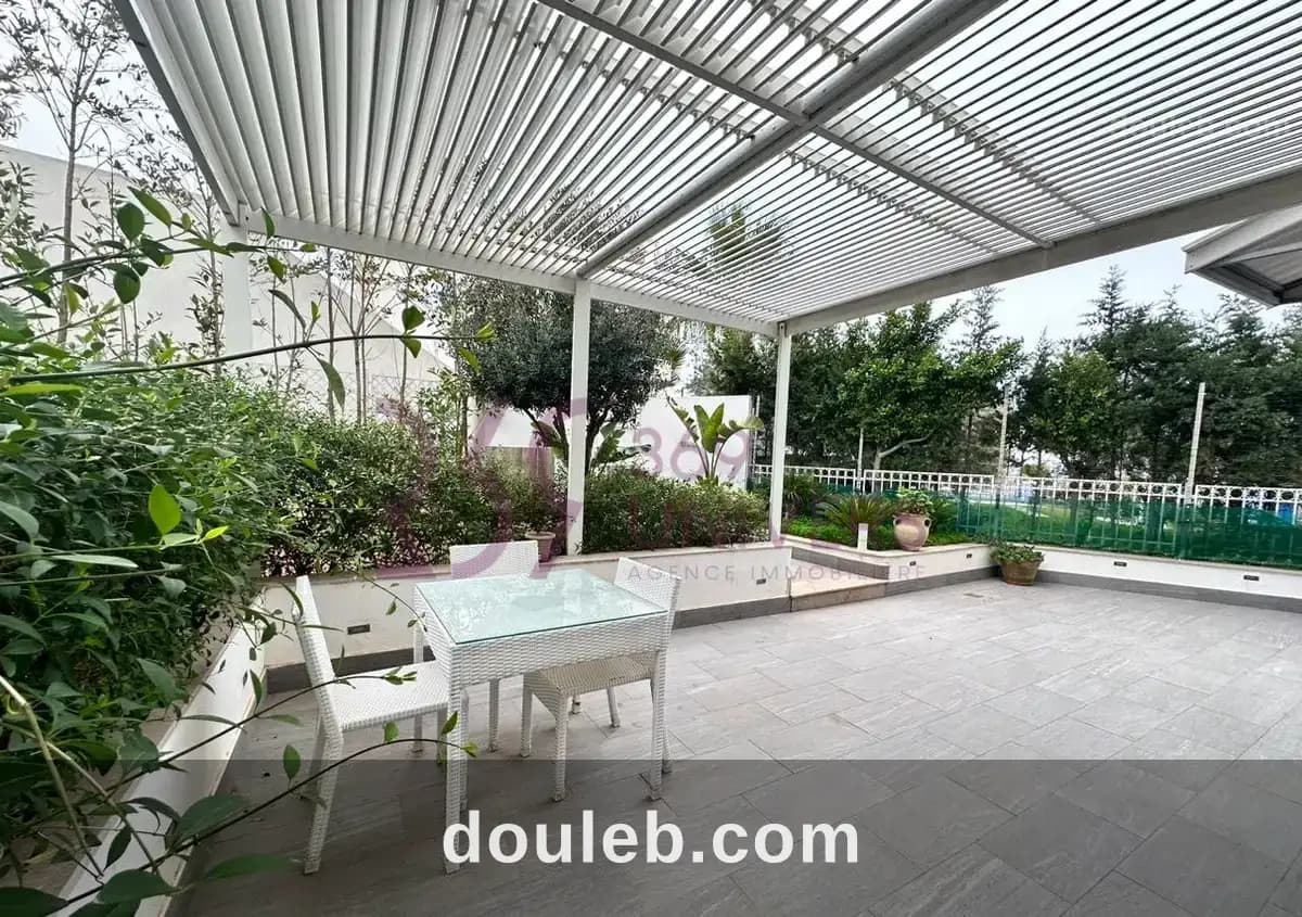 Duplex avec terrasse à gammarth ref rd027 à Tunis