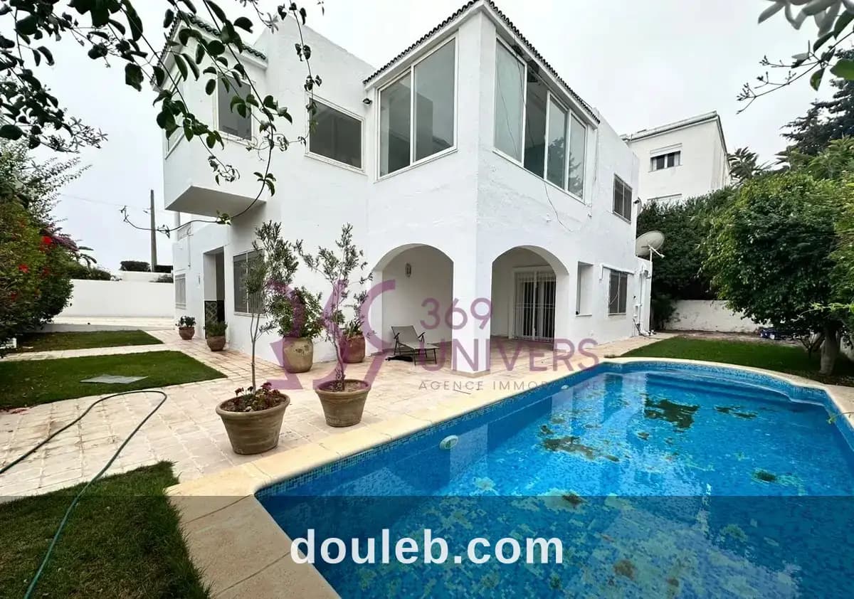 Villa avec vue sur mer à la marsa ref rh117 à Tunis