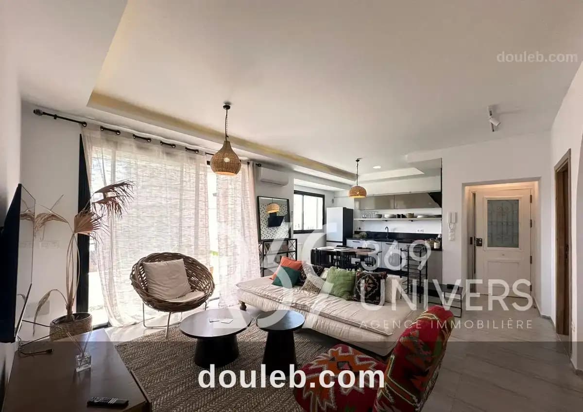 Appartement meublé avec terrasse à la marsa à Tunis