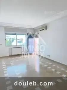 A un appartement s2 au 2me ref165a à Ariana