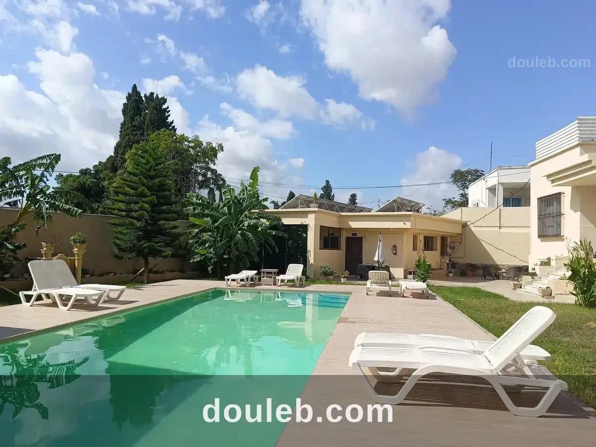 Villa dorra bardo2 à Tunis