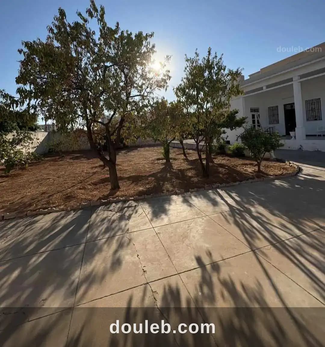 Sfax bouzayen vnt ter 1050m2 à Sfax