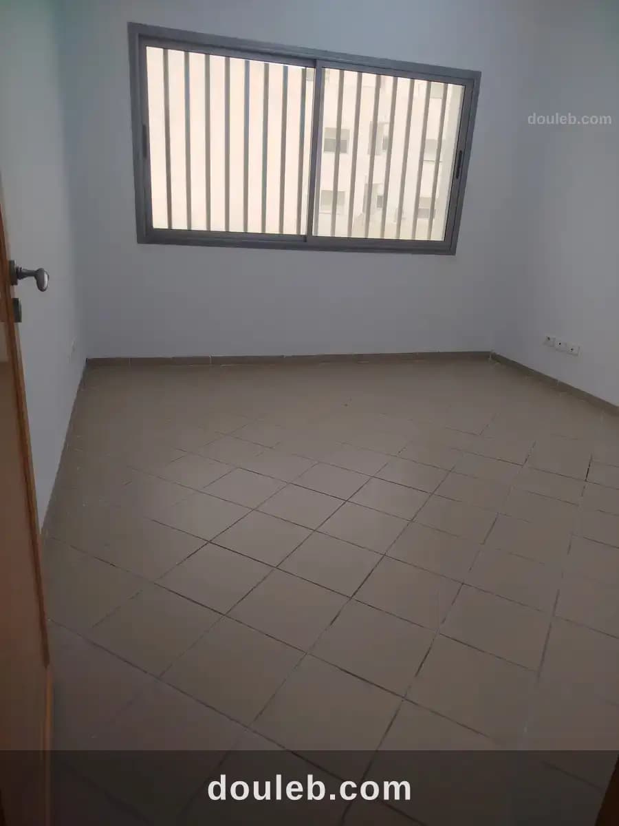 Des bureaux - Miniature 2