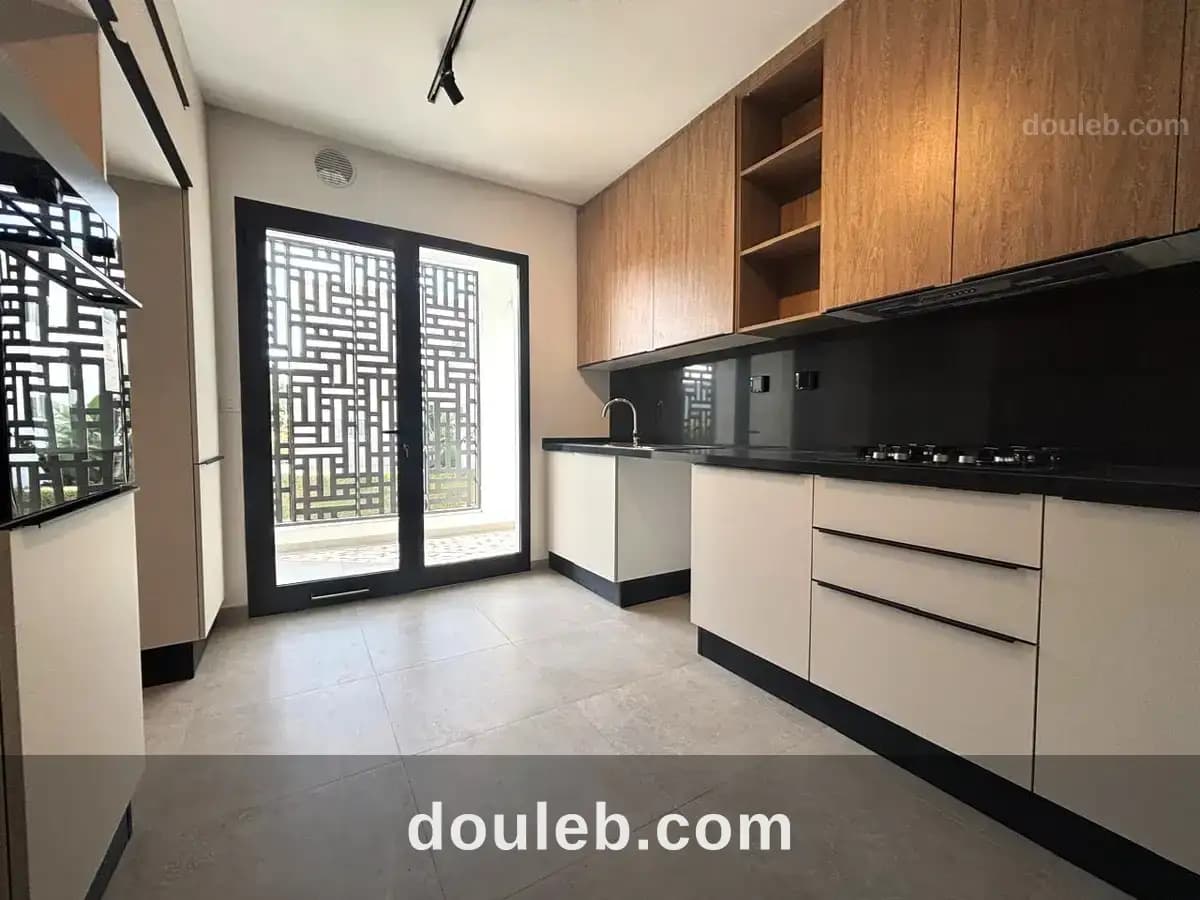 Appartement s3 de 138m2 neuf à chotrana 1 à Ariana