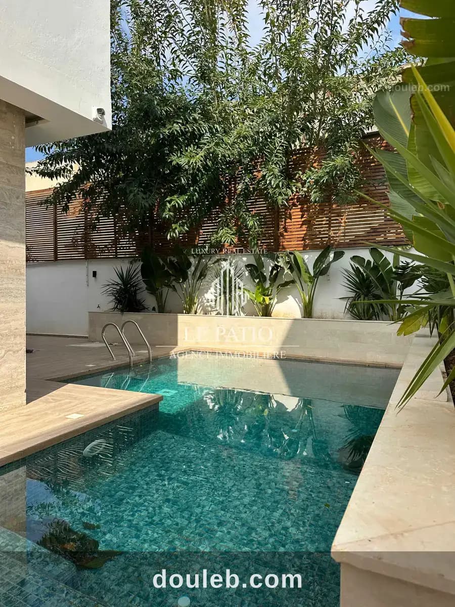 Villa s4 a la soukra haut standing à Ariana