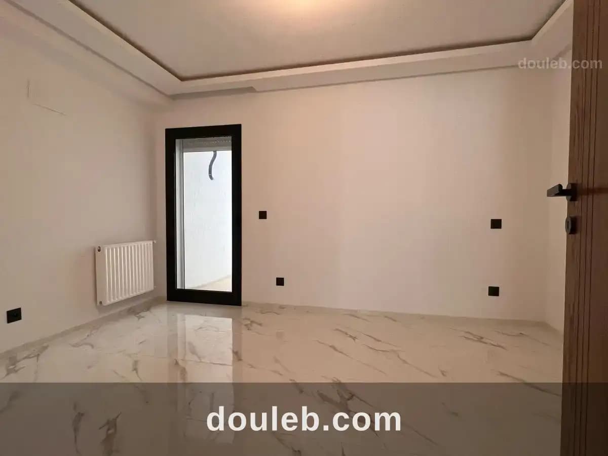 S plus 2 neuf très bonne affaire à Tunis